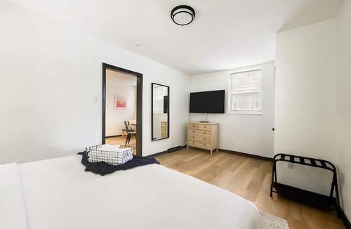 Lower Lawrenceville Apartment | ★ HostWise Stays ★ Pet Friendly, King Bed, Private Entrance, Butler St.