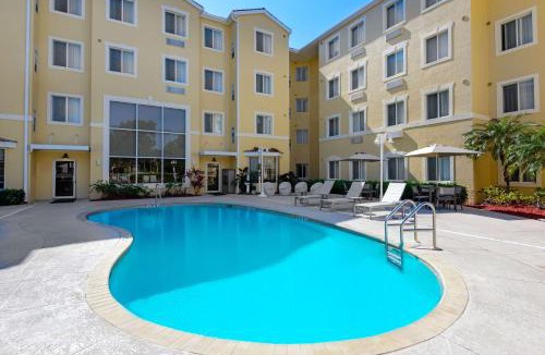 Bonita Springs Hotel | Homewood Suites by Hilton Bonita Springs, FL