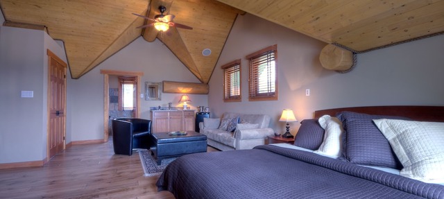 A Okanagan Lakeview Inn in Kelowna