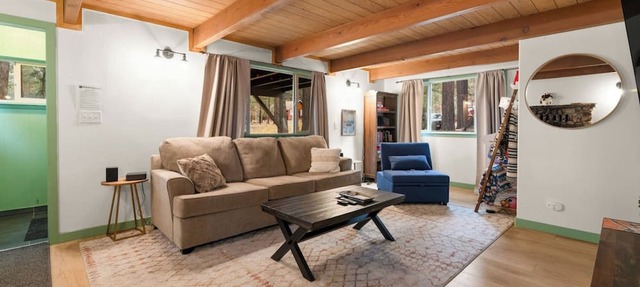 Charming Cabin Escape in Big Bear Lake