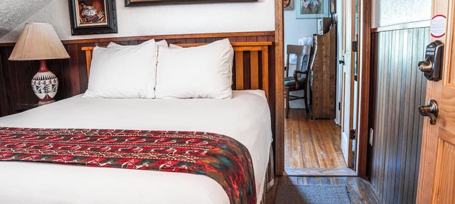 Red Horse Bed and Breakfast in Albuquerque