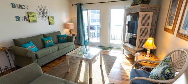 Pinnacle Port B2607 Spectacular Sun rises/Sunsets Look Last Minute Savings in PANAMA CITY BEACH