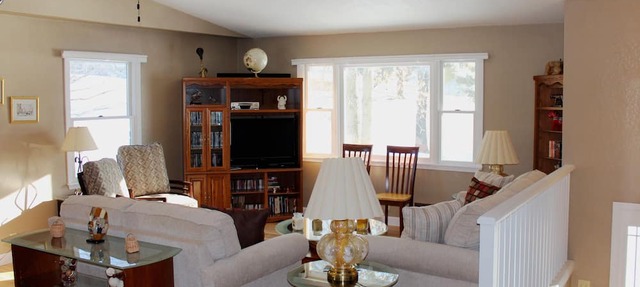 * On the Wine Trail * Near Giant City & Shawnee Forest! * Wi-Fi * in Makanda