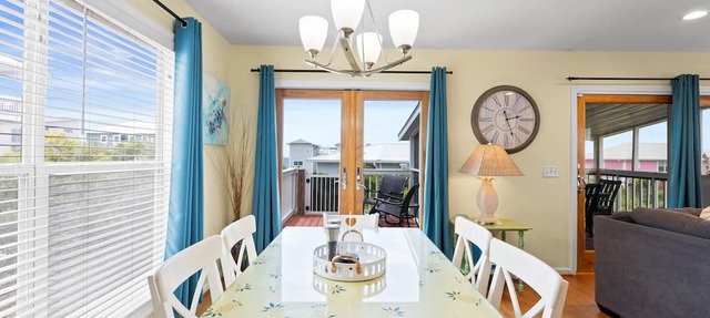 Pineapple Plantation - Gulf view, Family friendly, Private pool, Lots of games & amenities, Pet friendly, Sleeps 10 in Cape San Blas