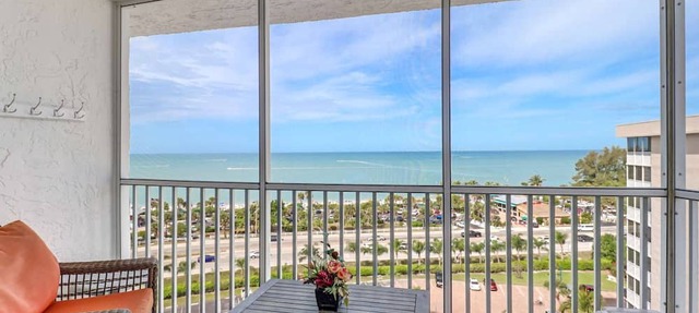 DIRECT GULF VIEW | 10TH FLOOR BALCONY | KING BED | FREE PARKING | STEPS TO BONITA BEACH in Bonita Springs