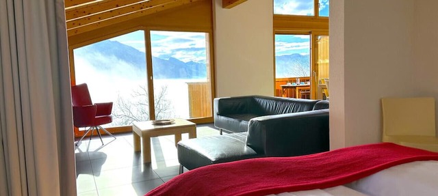Concierge, Lake Thun/Alps Scenic Views by SwissHut in Sigriswil