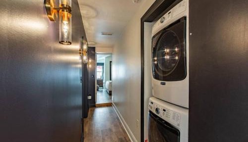 King Bed/Free Parking/BBQ/Fire pit/Arcade in Pittsburgh