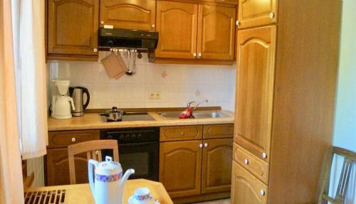 Charming holiday home with natural garden in Kaltennordheim-Thuringia in Unterweid