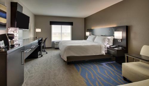 Holiday Inn Express & Suites Lancaster East - Strasburg by IHG in Strasburg